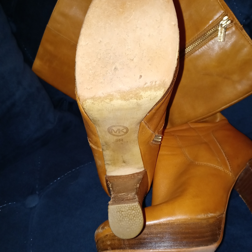 Boots - Picture 5 of 13